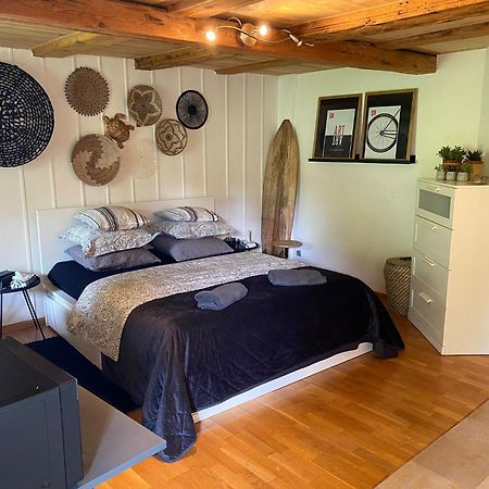 Lamaisonrouge Chambre D'Hotes Cormondreche Luaran gambar